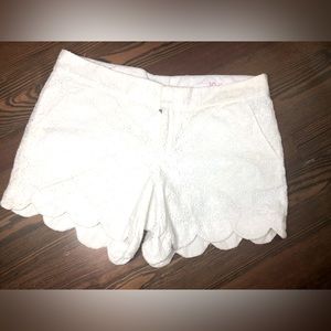 Lilly Pulitzer size 10 Buttercup. Eyelet fabric , pockets great summer piece